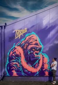 streetart-graffiti-mural-wandmalerei-kunst-wandgemaelde-mattez-inc-geldern-modern-spraypaint-cyberpunk-gorilla-portrait-6